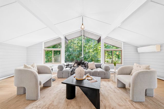 117 Salem Rd, Billerica, MA 01821