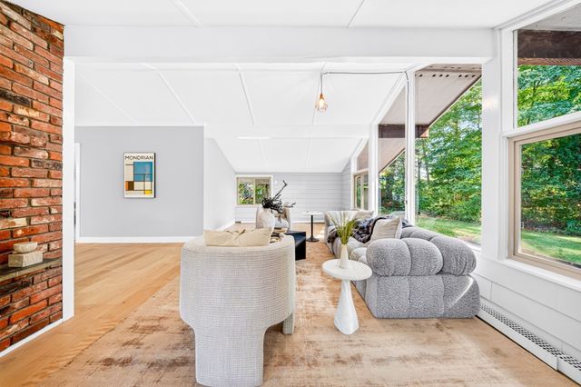 117 Salem Rd, Billerica, MA 01821