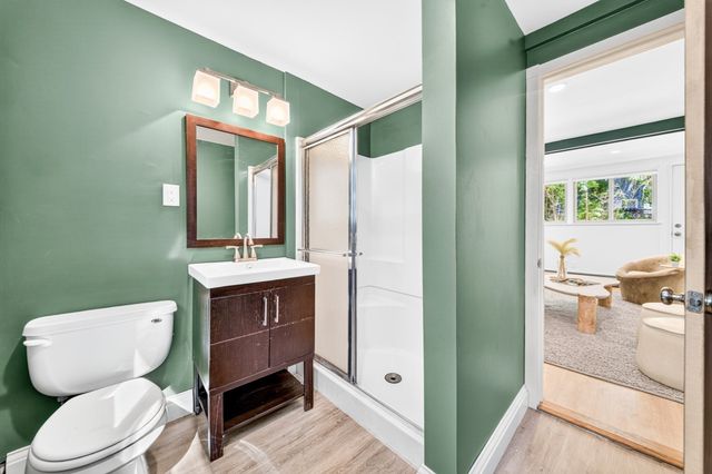 117 Salem Rd, Billerica, MA 01821