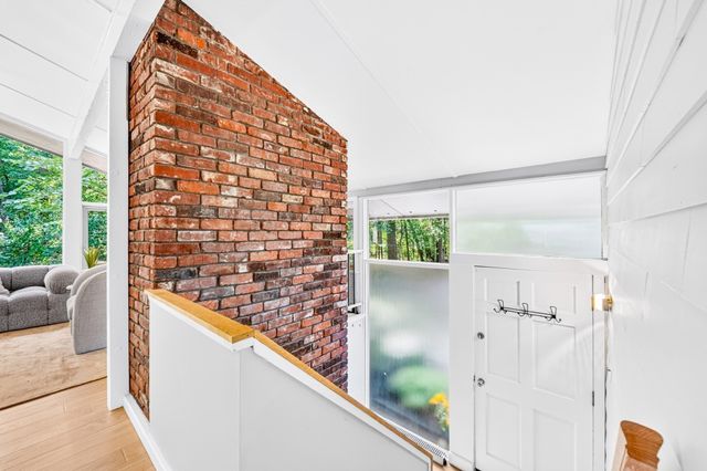 117 Salem Rd, Billerica, MA 01821