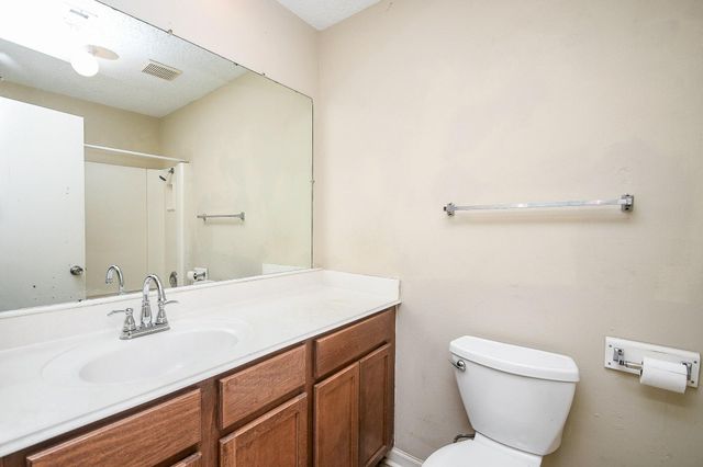 2014 First Crossing Boulevard, Sugar Land, TX 77478