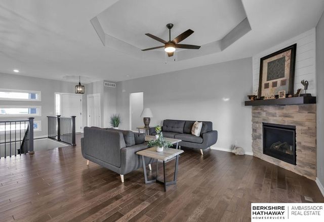 16615 Benjamin Street, Omaha, NE 68007