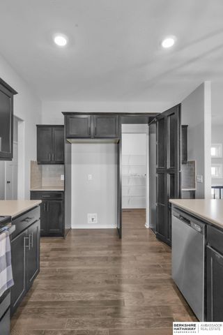 16615 Benjamin Street, Omaha, NE 68007