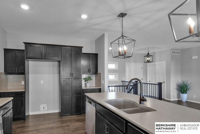 16615 Benjamin Street, Omaha, NE 68007