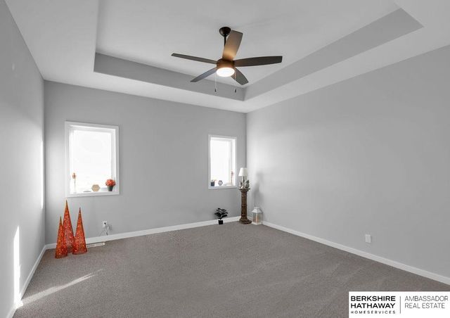 16615 Benjamin Street, Omaha, NE 68007