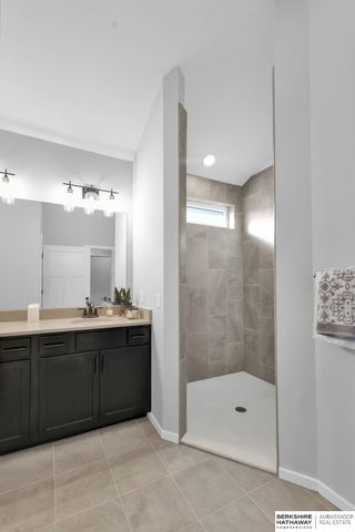 16615 Benjamin Street, Omaha, NE 68007