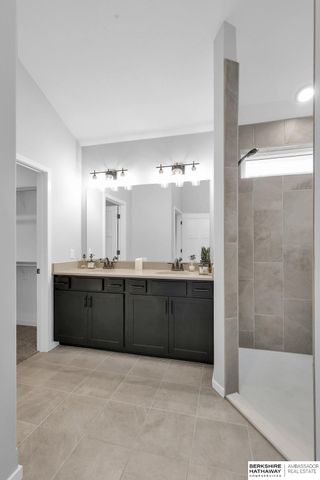 16615 Benjamin Street, Omaha, NE 68007