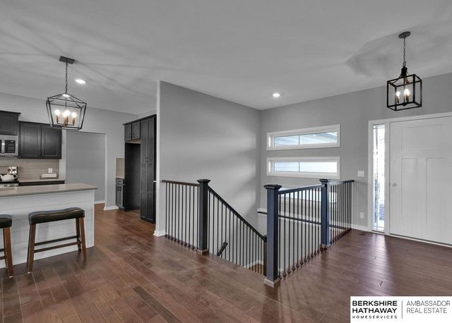 16615 Benjamin Street, Omaha, NE 68007