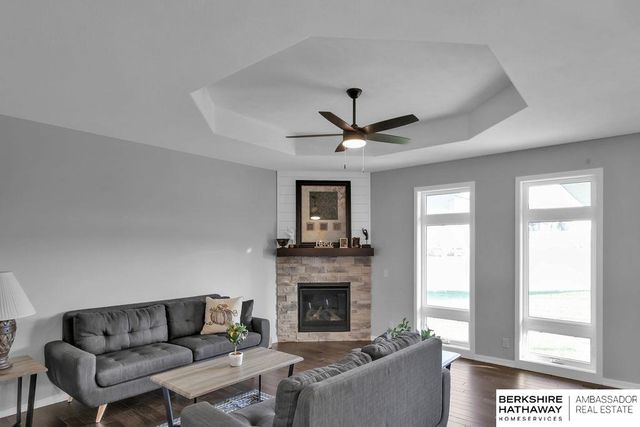 16615 Benjamin Street, Omaha, NE 68007