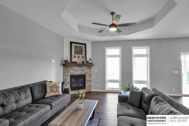 16615 Benjamin Street, Omaha, NE 68007