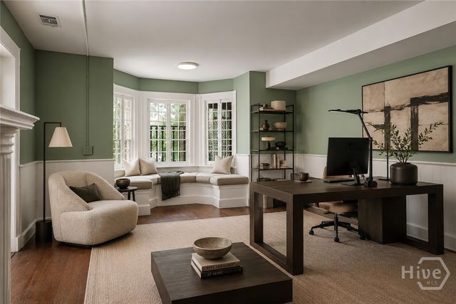 110 W Gaston Street, Savannah, GA 31401