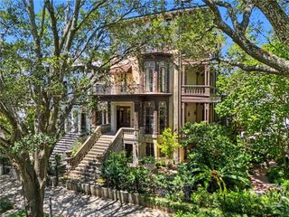 110 W Gaston Street, Savannah, GA 31401