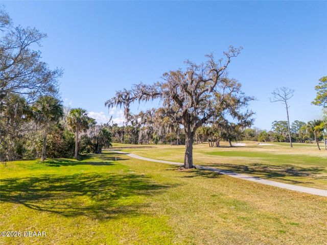 152 Grand Oaks Circle, Daytona Beach, FL 32114