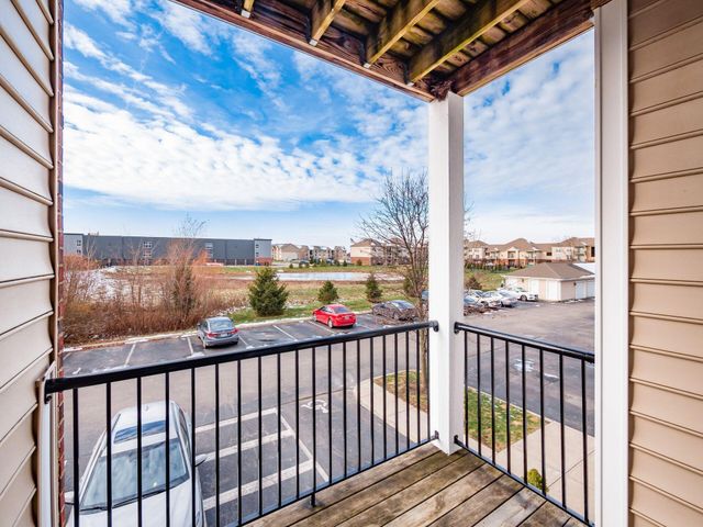 5892 Whitebark Pine Trail, Dublin, OH 43016