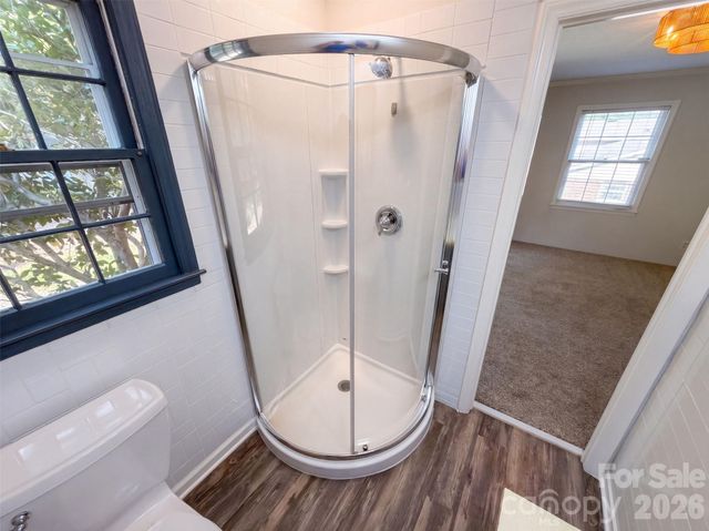 1030 Mclaughlin Drive, Charlotte, NC 28212