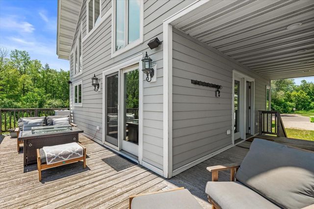4886 Lakeview AVENUE, Hubertus, WI 53033