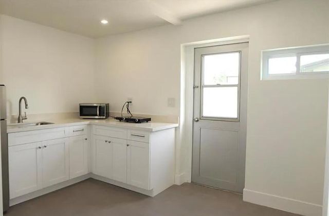 436 Fontana Drive, Palm Springs, FL 33461