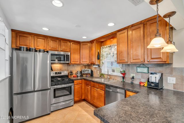 405 17th Avenue, Brick, NJ 08724