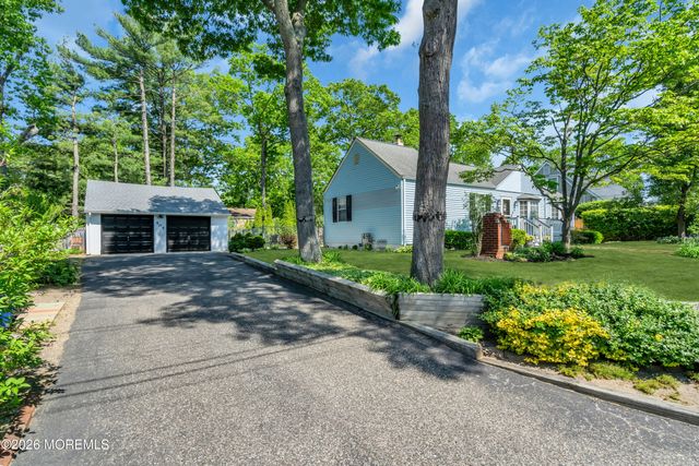405 17th Avenue, Brick, NJ 08724