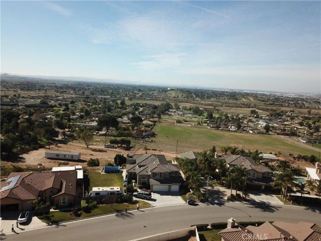 5505 Sunset Ridge Drive, Jurupa Valley, CA 92509
