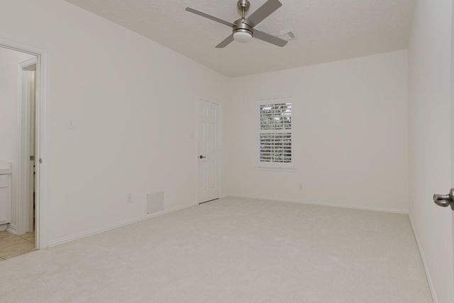 122 Lansdowne, The Woodlands, TX 77382