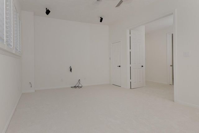 122 Lansdowne, The Woodlands, TX 77382