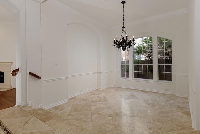 122 Lansdowne, The Woodlands, TX 77382