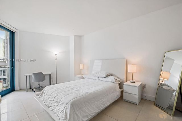 1100 S Miami Ave 702, Miami, FL 33130