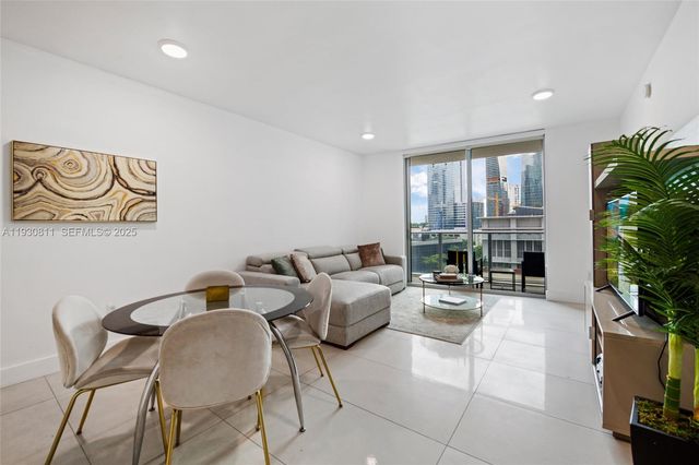 1100 S Miami Ave 702, Miami, FL 33130