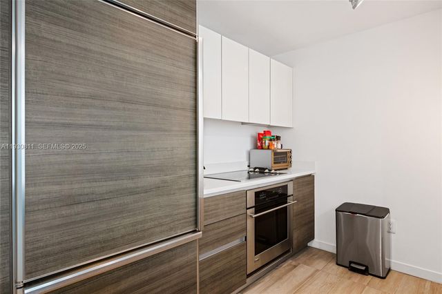 1100 S Miami Ave 702, Miami, FL 33130