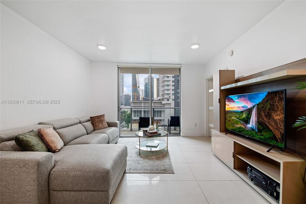 1100 S Miami Ave 702, Miami, FL 33130