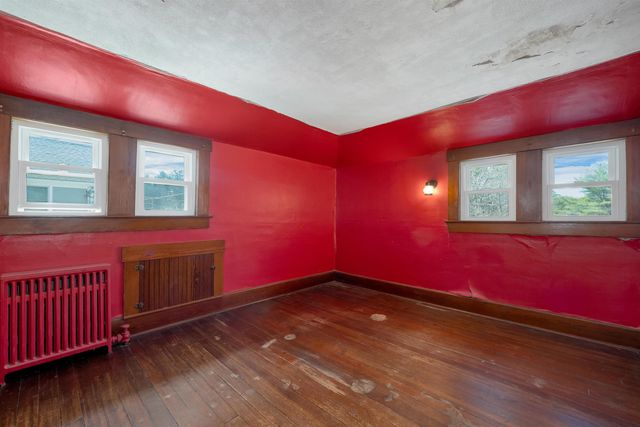 7 Bayley Avenue, Plymouth, NH 03264