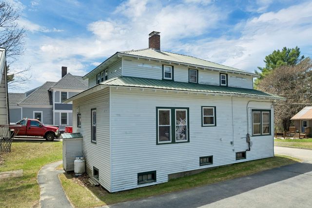 7 Bayley Avenue, Plymouth, NH 03264