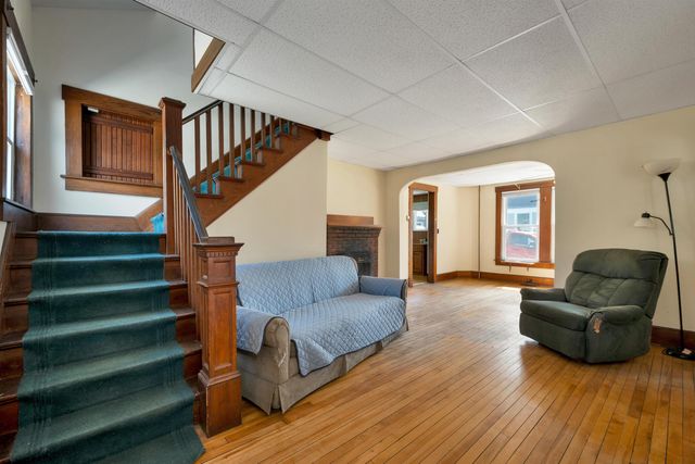 7 Bayley Avenue, Plymouth, NH 03264