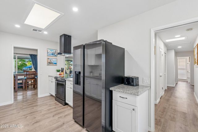 9522 W INDIAN HILLS Drive, Sun City, AZ 85351