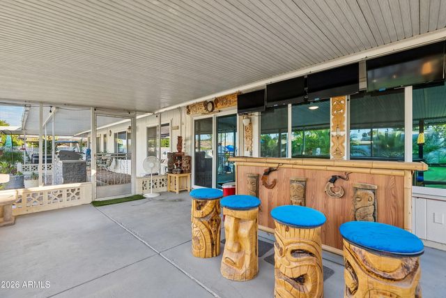 9522 W INDIAN HILLS Drive, Sun City, AZ 85351