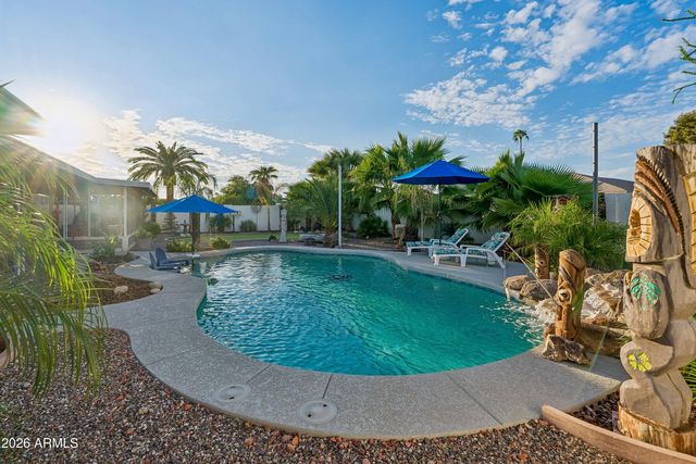 9522 W INDIAN HILLS Drive, Sun City, AZ 85351