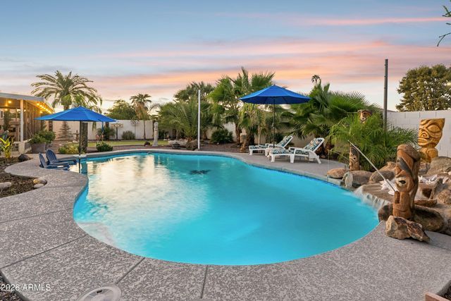 9522 W INDIAN HILLS Drive, Sun City, AZ 85351