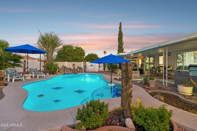 9522 W INDIAN HILLS Drive, Sun City, AZ 85351
