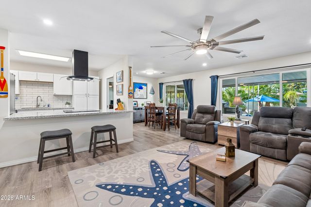 9522 W INDIAN HILLS Drive, Sun City, AZ 85351