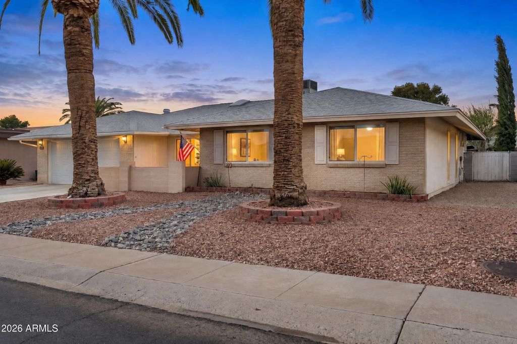 9522 W INDIAN HILLS Drive, Sun City, AZ 85351 — photo 2