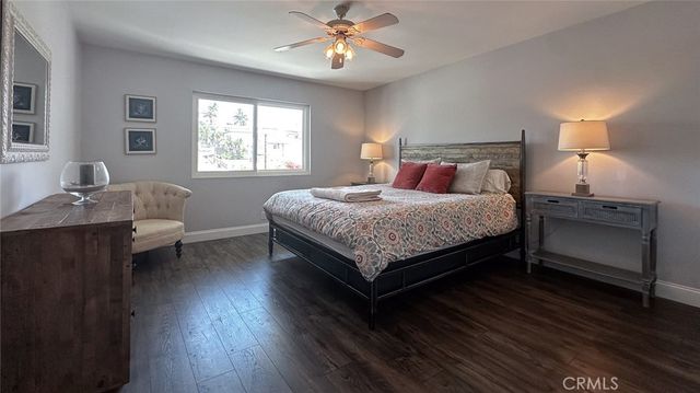 1707 Pacific Coast 507, Hermosa Beach, CA 90254