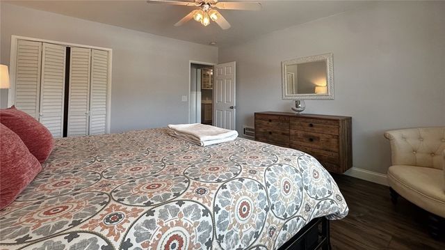 1707 Pacific Coast 507, Hermosa Beach, CA 90254