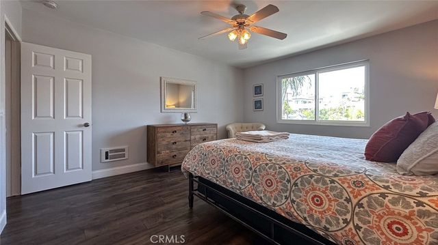 1707 Pacific Coast 507, Hermosa Beach, CA 90254