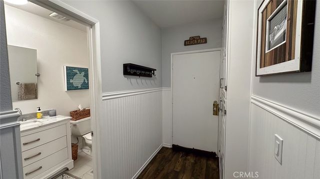 1707 Pacific Coast 507, Hermosa Beach, CA 90254