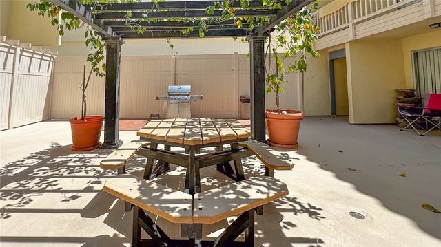 1707 Pacific Coast 507, Hermosa Beach, CA 90254