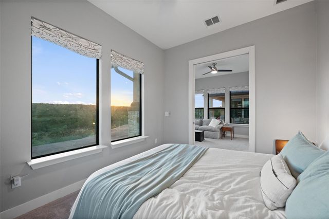 713 Laughing Dog CT, Leander, TX 78641