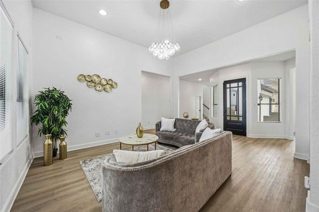 1477 Silverado Drive, Houston, TX 77077