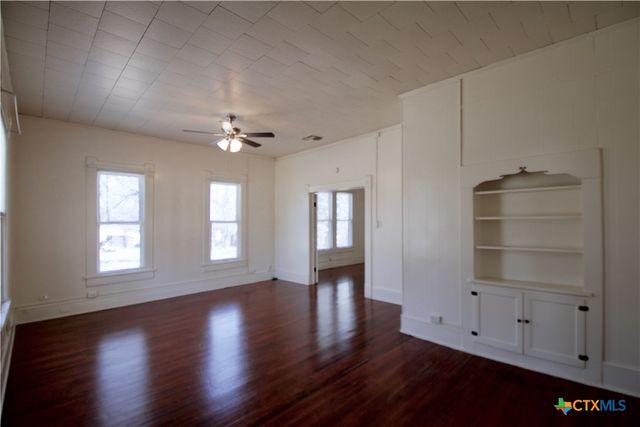 617 N 6th Street, Temple, TX 76501