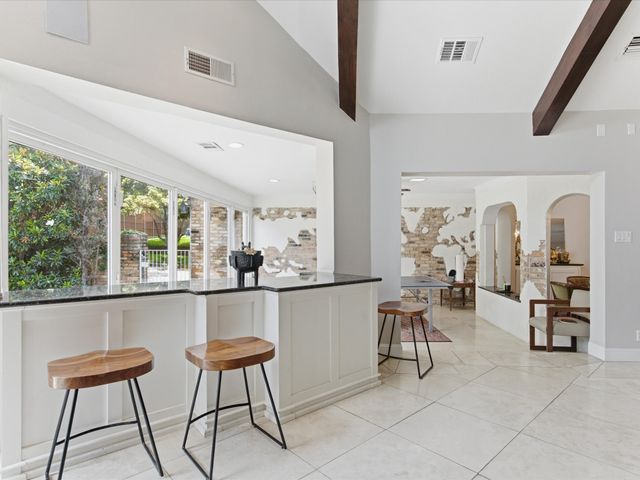 6160 Spring Valley Road, Dallas, TX 75254